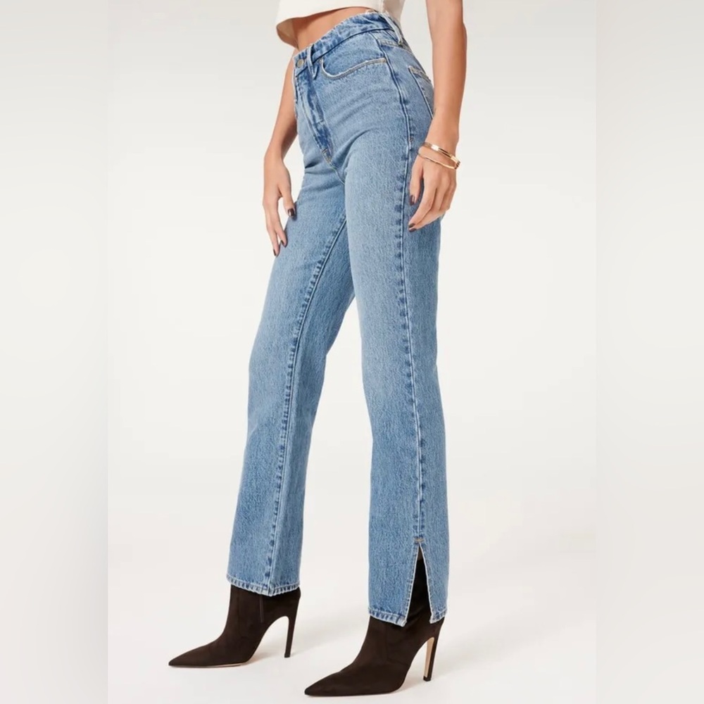 ⚡️NEW Good American Good Boy Size 26 Highrise Straight Leg Jeans. Light wash